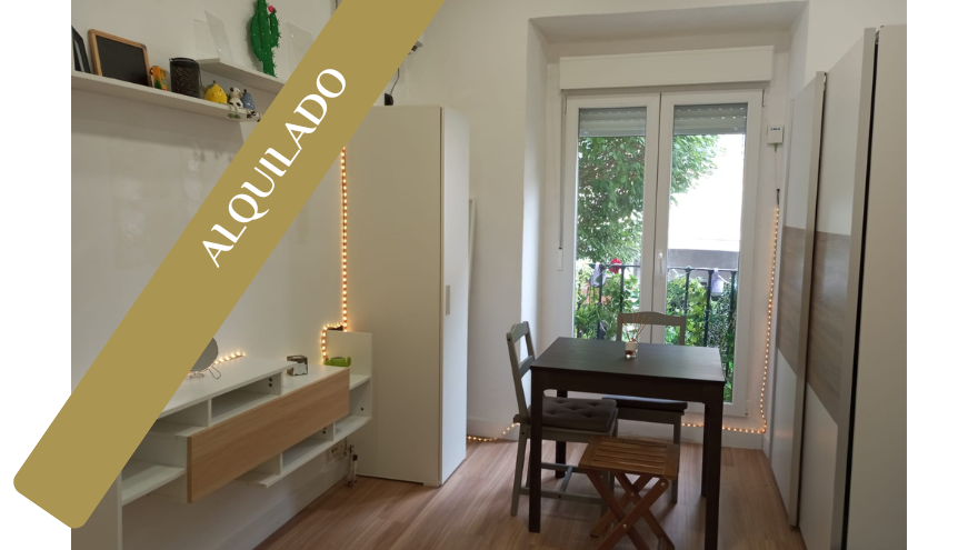 Piso en alquiler Calle Tribulete, Madrid (<b>1.000€</b>)